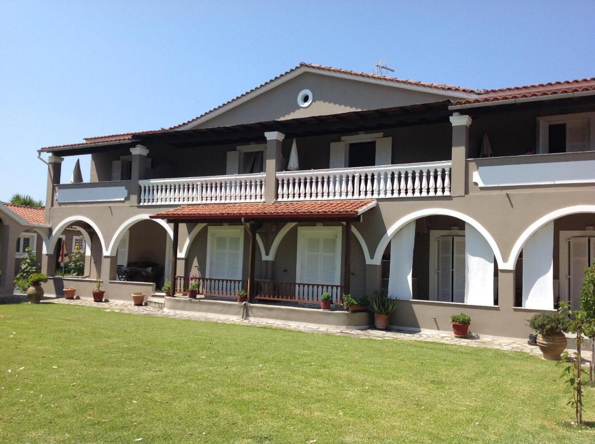 Apartament Babis & Iremia *